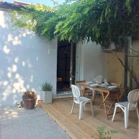 L'Approdo Di Enea Sotto La Pergola Villa Viareggio Exterior photo